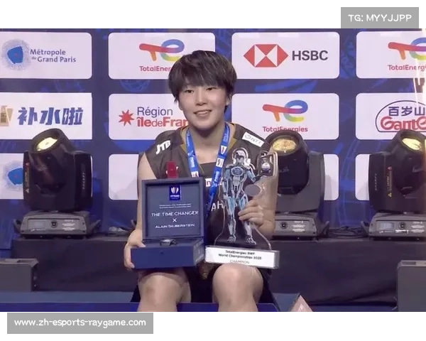 山口茜三度加冕羽毛球世锦赛女单冠军 决赛直落两局胜受伤陈雨菲